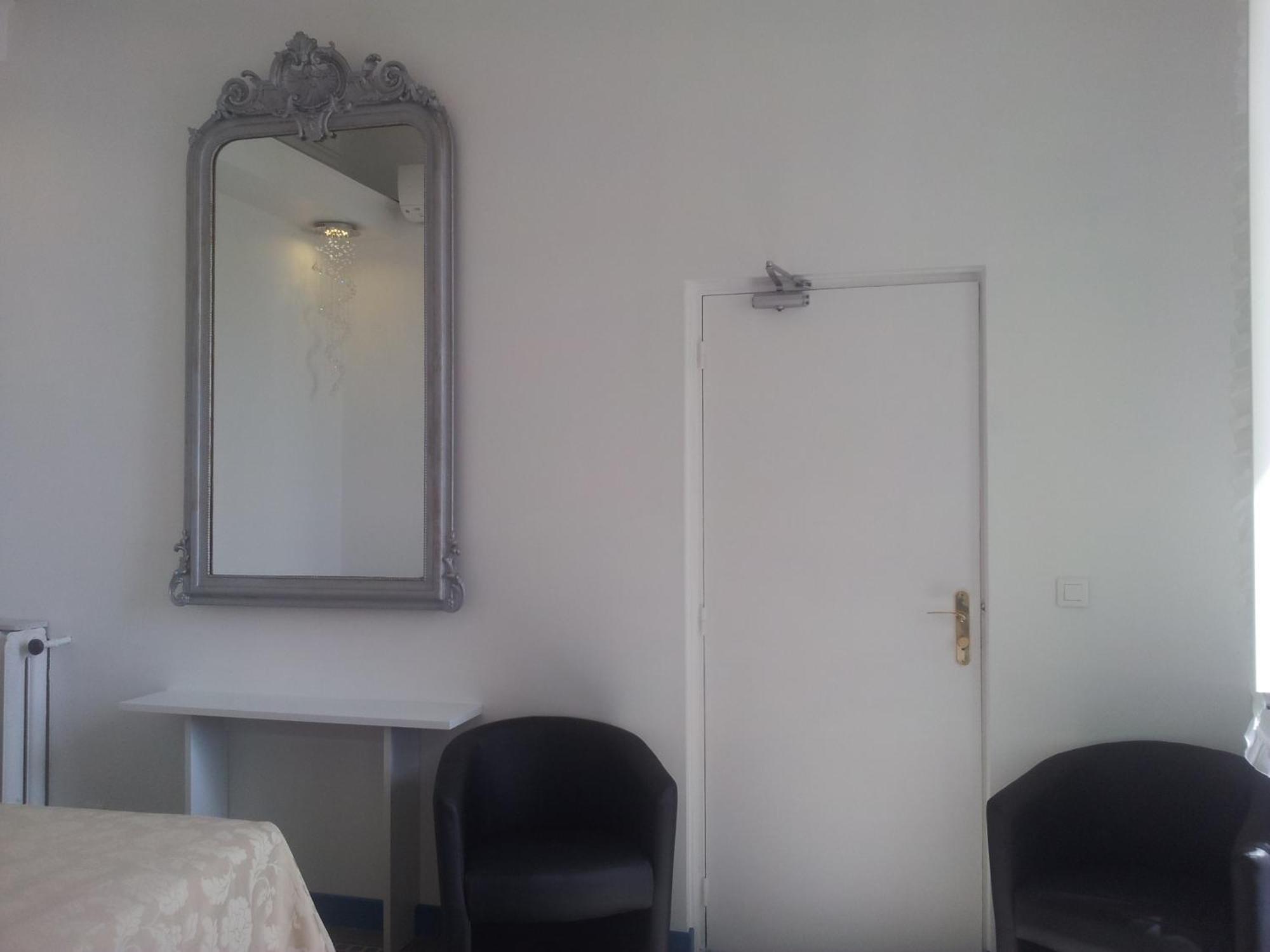 Hotel Cresp Nice Rum bild